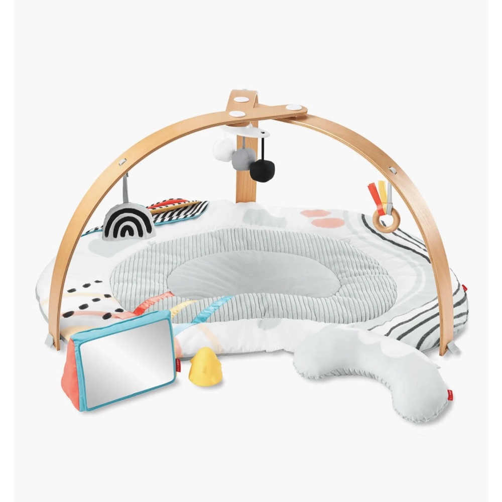 Skip Hop Montessori Play Gym
